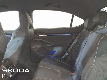2026 Skoda Superb - photo 7