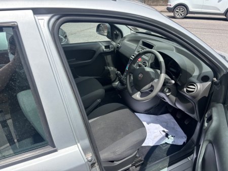 2010 Fiat Panda - photo 5