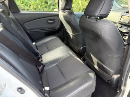2017 Toyota Yaris - photo 8