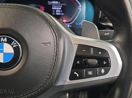 2023 BMW 5-Series - photo 18