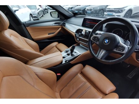 2017 BMW 5-Series - photo 9