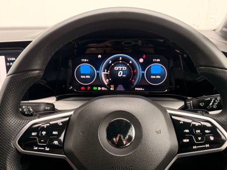 2022 Volkswagen Golf - photo 17