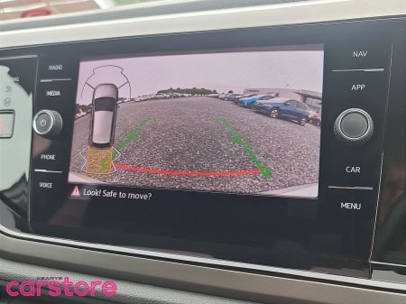 2021 Volkswagen Polo - photo 24