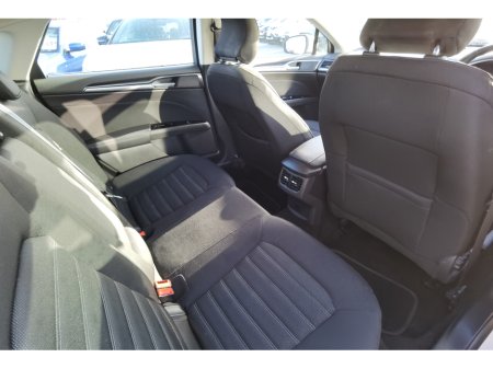 2021 Ford Mondeo - photo 11