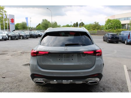 2025 Mercedes-Benz GLC - photo 9
