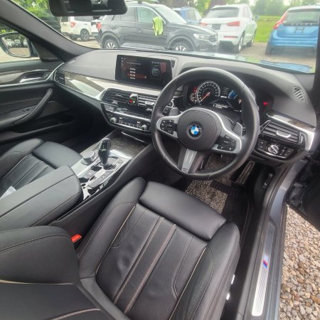 2019 BMW 5-Series - photo 9