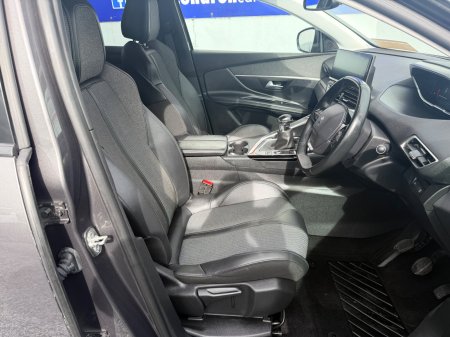 2022 Peugeot 3008 - photo 9