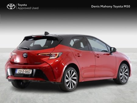 2023 Toyota Corolla - photo 2