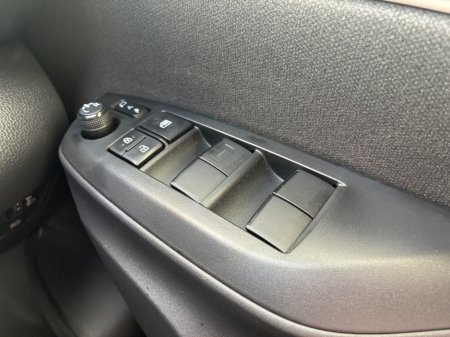 2021 Toyota Yaris - photo 15