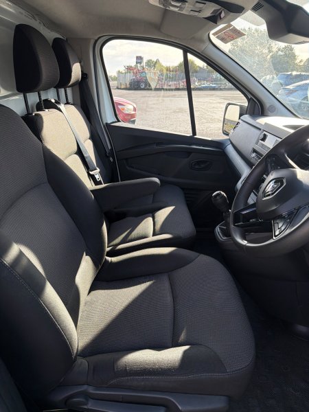 2023 Renault Trafic - photo 10
