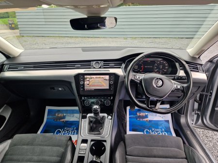 2019 Volkswagen Passat - photo 8
