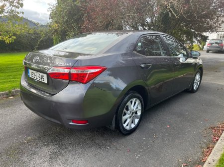 2015 Toyota Corolla - photo 4