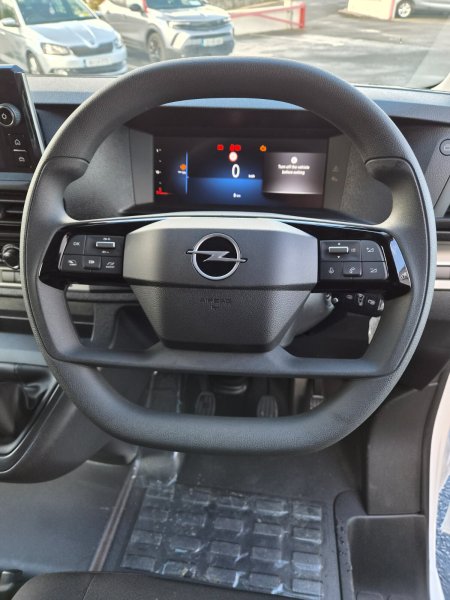 2026 Opel Vivaro - photo 14