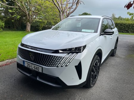 2025 Peugeot 5008 - photo 10