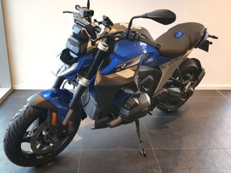 2025 BMW Other - photo 4