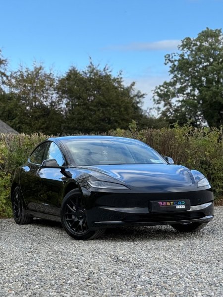 2025 Tesla Model 3 - photo 34