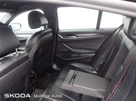 2021 BMW 5-Series - photo 7