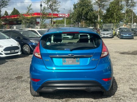 2015 Ford Fiesta - photo 5