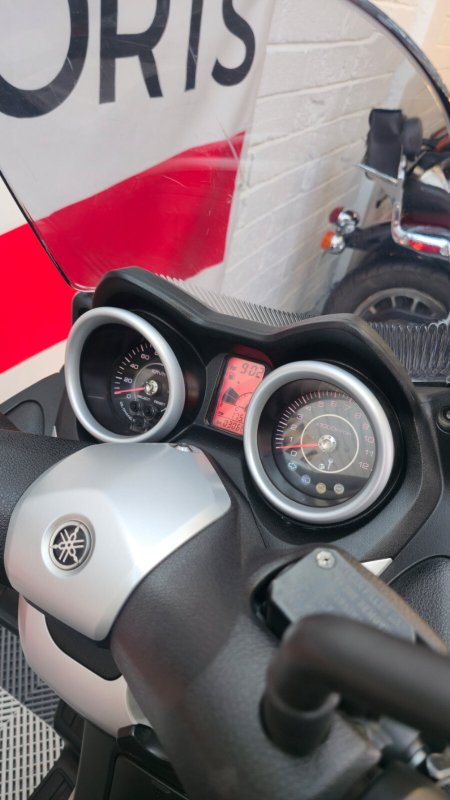 2014 YAMAHA X-Max - photo 12