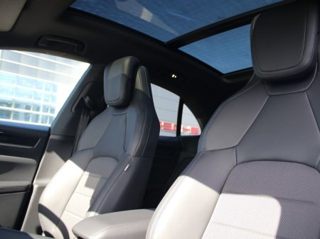 2026 Porsche Macan - photo 5