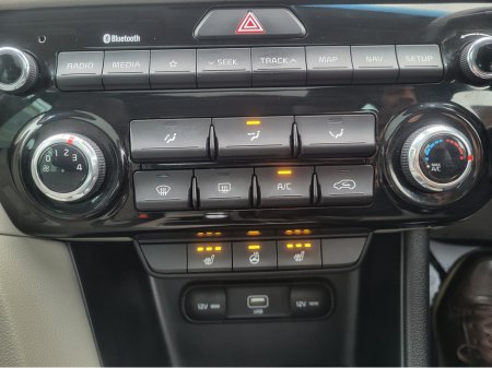 2020 Kia Sportage - photo 23