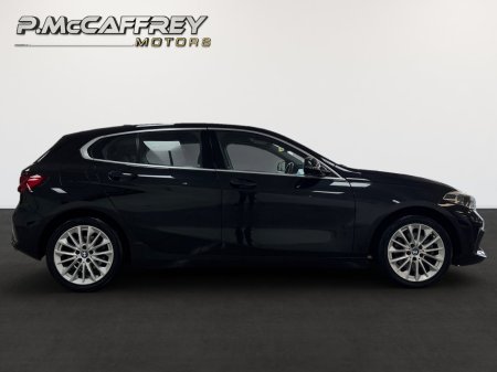 2021 BMW 1-Series - photo 4
