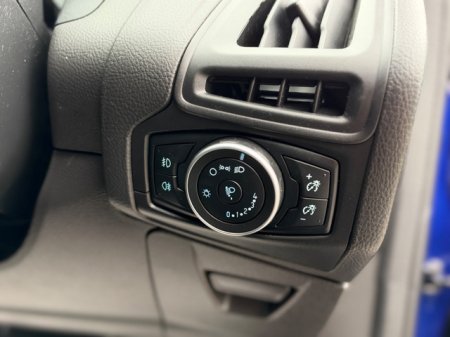2017 Ford Focus - photo 12
