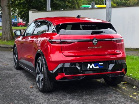 2024 Renault Megane E-Tech - photo 12
