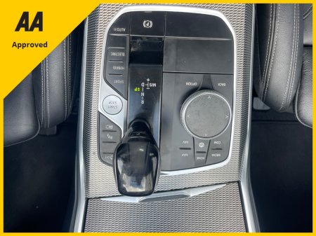 2021 BMW 3-Series - photo 9