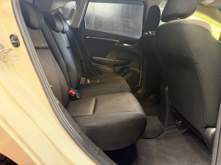 2016 Honda Fit - photo 26
