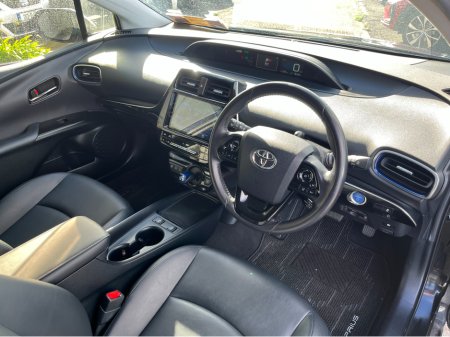 2020 Toyota Prius - photo 14