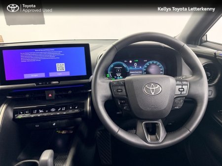 2025 Toyota C-HR - photo 8