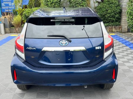 2018 Toyota Aqua - photo 15
