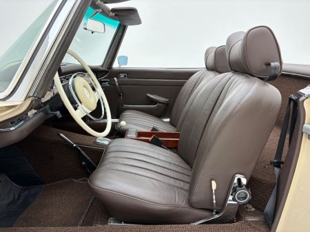 1971 Mercedes-Benz SL-Class - photo 13
