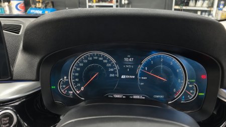 2017 BMW 5-Series - photo 11