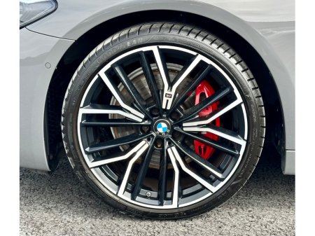2022 BMW 5-Series - photo 28