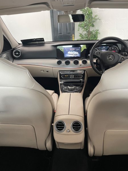 2016 Mercedes-Benz E-Class - photo 18