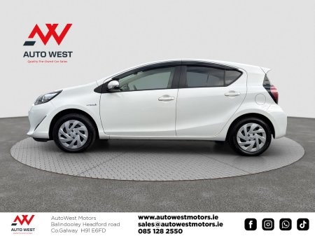 2019 Toyota Aqua - photo 4