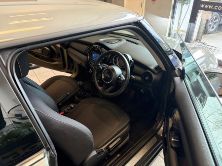 2019 Mini One - photo 16