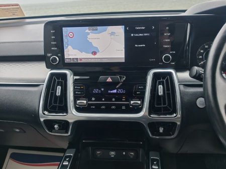 2023 Kia Sorento - photo 16