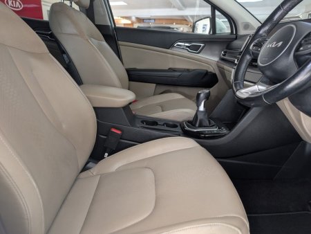 2022 Kia Sportage - photo 9