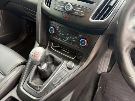 2016 Ford Focus - photo 11