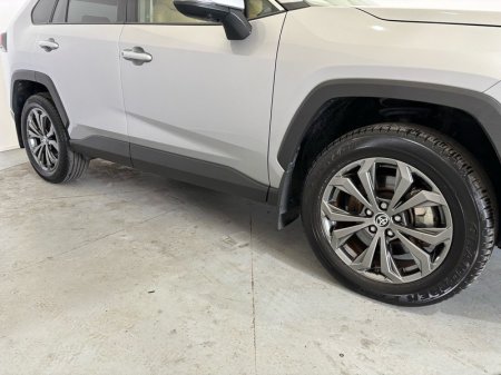 2024 Toyota RAV4 - photo 18