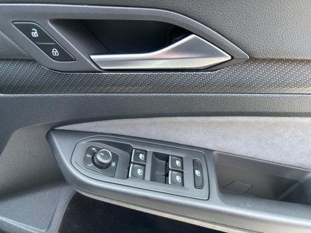 2023 Volkswagen Golf - photo 33