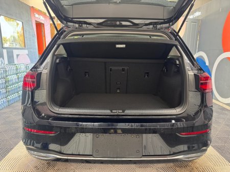 2023 Volkswagen Golf - photo 7