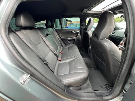 2018 Volvo V60 - photo 14