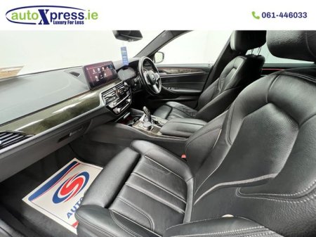 2022 BMW 5-Series - photo 14