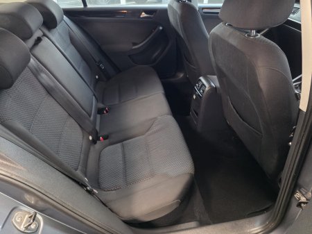 2011 Volkswagen Jetta - photo 12