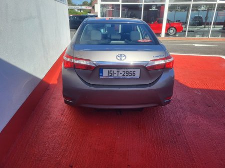 2015 Toyota Corolla - photo 4