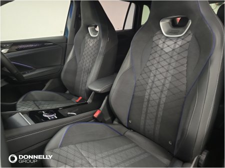 2025 Volkswagen Tiguan - photo 8